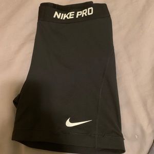 Nike Pros ! Like new !